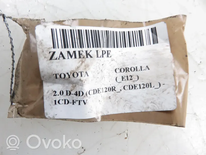 Toyota Corolla E120 E130 Serratura portiera anteriore 