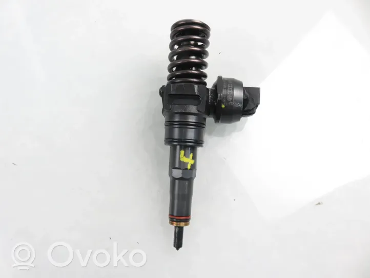 Seat Ibiza IV (6J,6P) Injecteur de carburant 0414720314