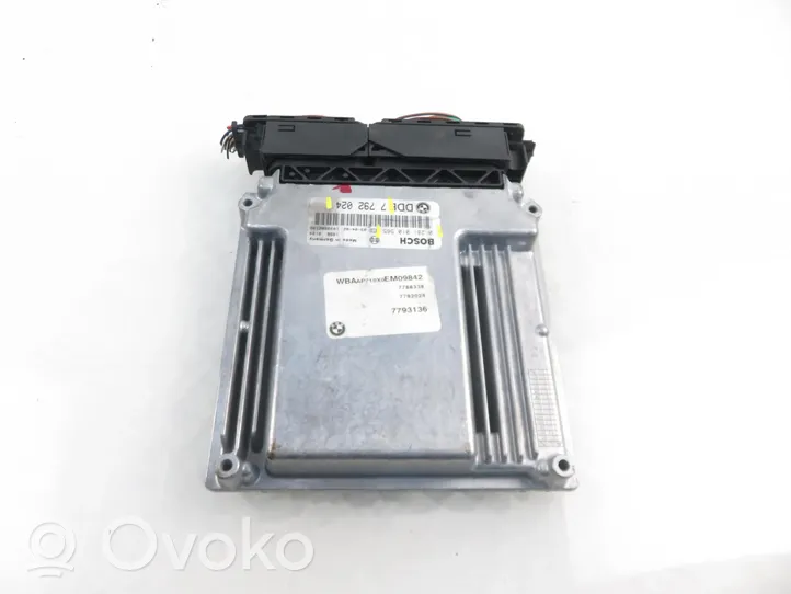 BMW 3 E46 Sterownik / Moduł ECU 0281010565