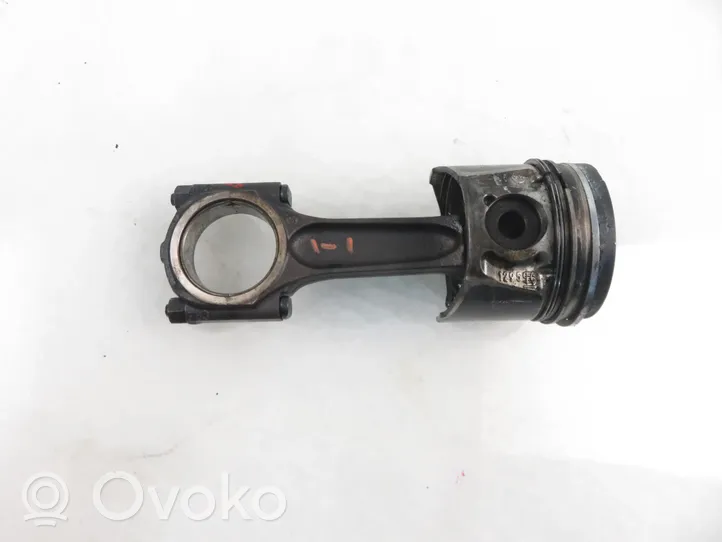 Ford Kuga I Piston with connecting rod 