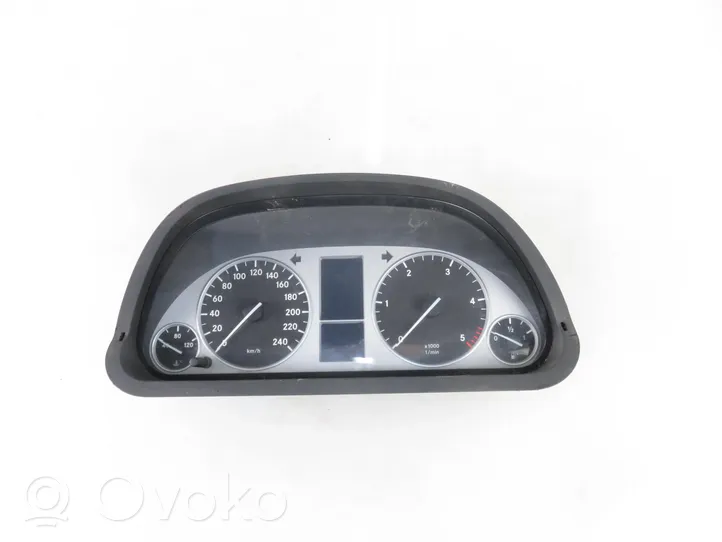 Mercedes-Benz B W245 Compteur de vitesse tableau de bord 