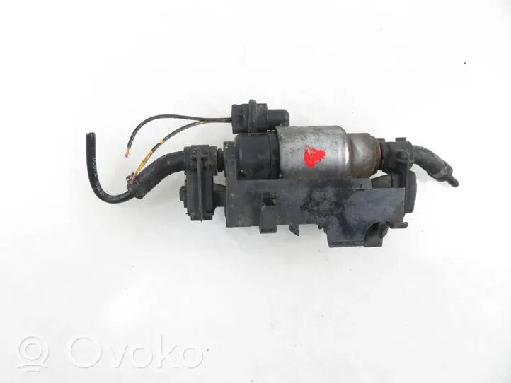 Volkswagen Touran I Webasto auxiliary heater fuel pump 