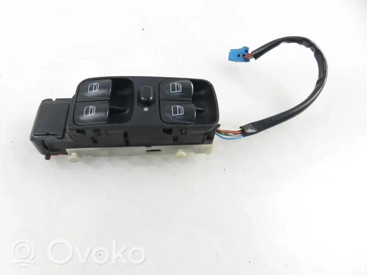 Mercedes-Benz C AMG W203 Electric window control switch 