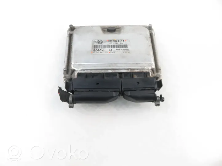 Volkswagen Bora Calculateur moteur ECU 0281001979