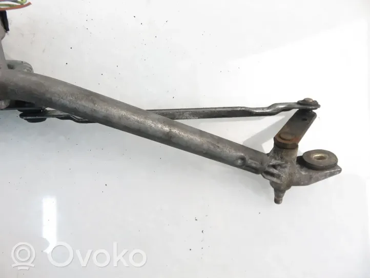 Audi A4 S4 B5 8D Front wiper linkage 8d1955325