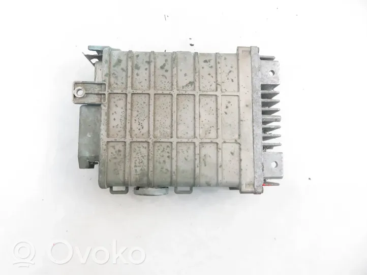 Volkswagen Golf II Sterownik / Moduł ECU 893907883b