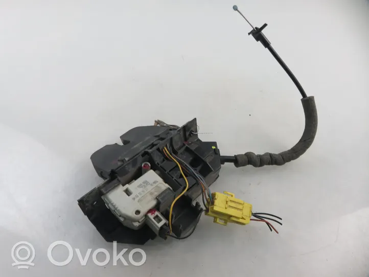 Opel Vectra C Serrure de loquet coffre 09180104