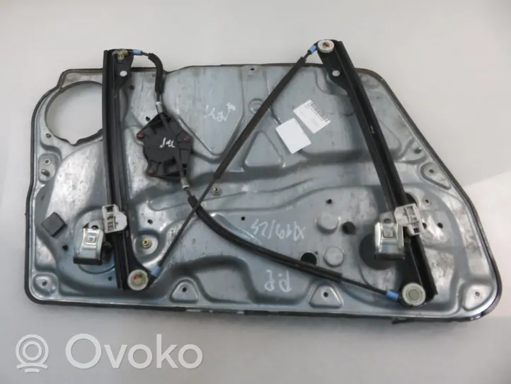 Volkswagen PASSAT B5.5 Front door window regulator with motor 3B4837756D