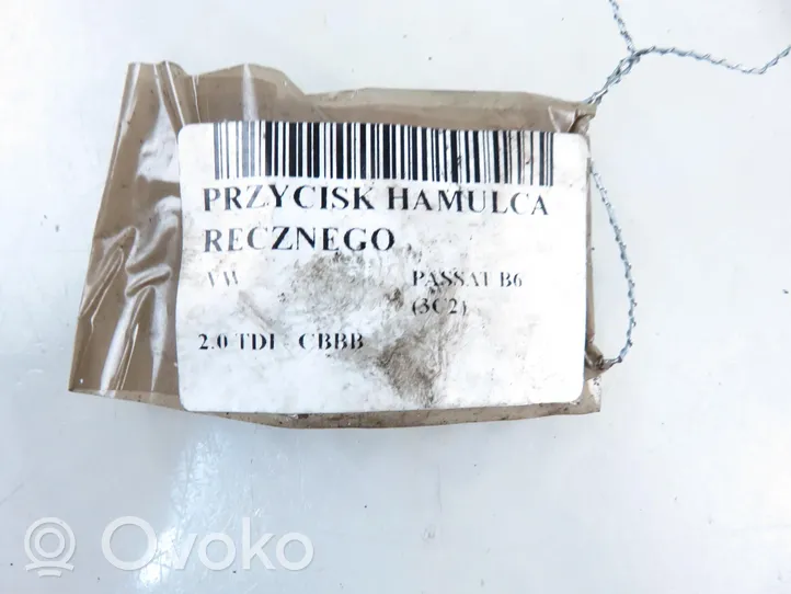 Volkswagen PASSAT B6 Przycisk hamulca ręcznego 