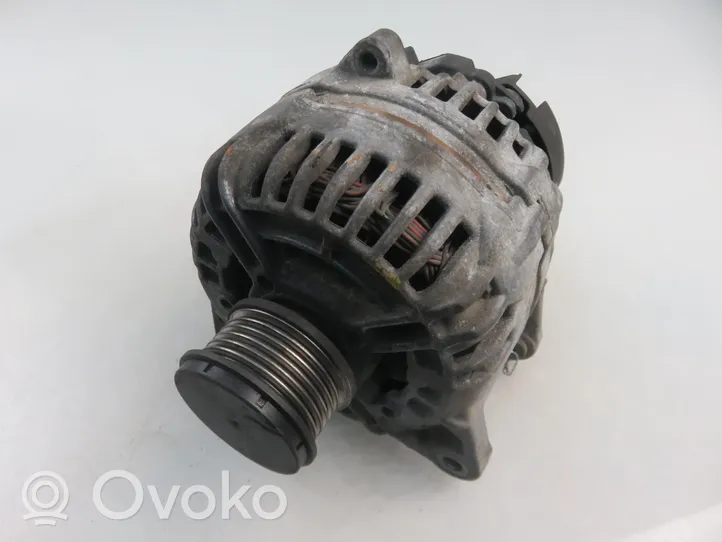 Renault Kangoo II Generatore/alternatore 8200660034A