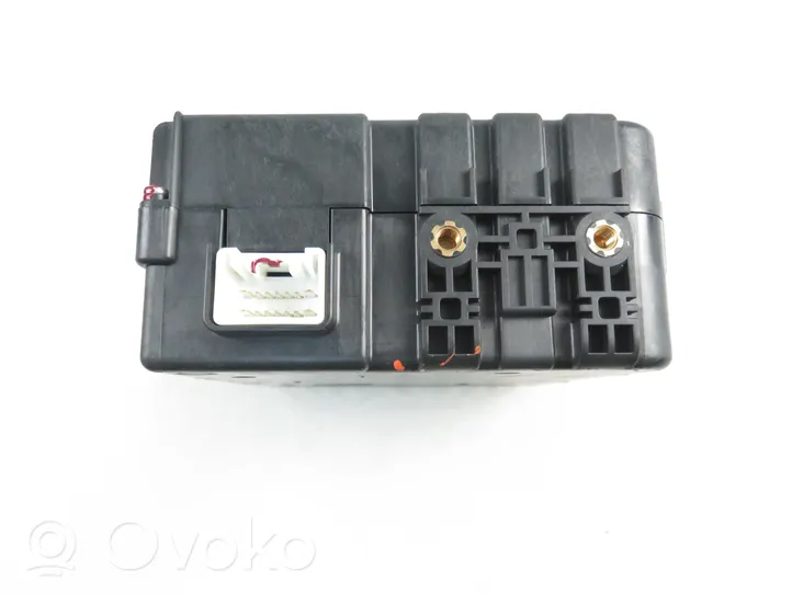 Lexus RX 300 Hand brake control module 