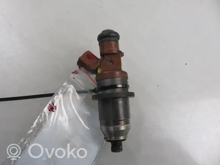 Mitsubishi Space Runner Injecteur de carburant 