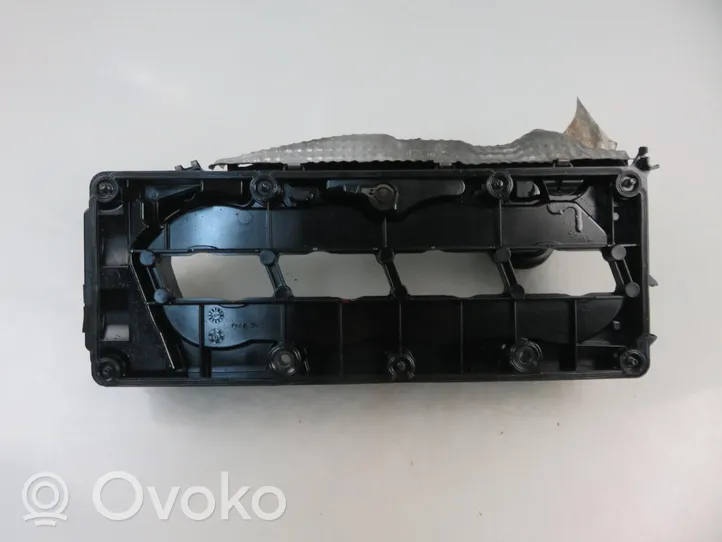 Volkswagen PASSAT B6 Rocker cam cover 