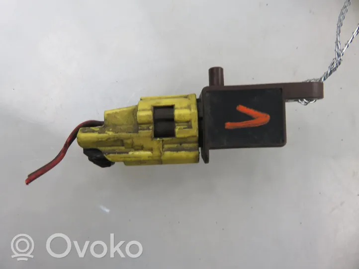 Audi A6 S6 C6 4F Airbag deployment crash/impact sensor 