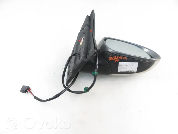 Volkswagen Golf V Front door electric wing mirror 