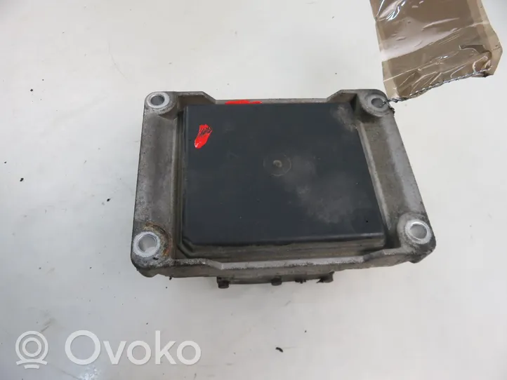 Opel Corsa C Sterownik / Moduł ECU 24443795