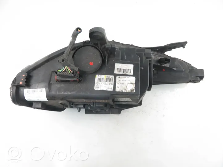 Citroen C6 Lampa przednia 