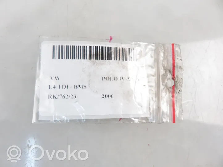 Volkswagen Polo IV 9N3 Injecteur de carburant 0414720314