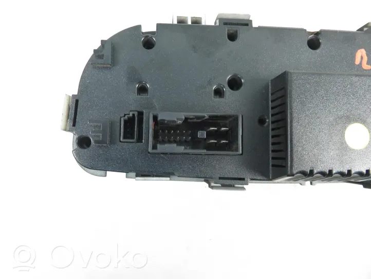 Mercedes-Benz C AMG W203 Interior fan control switch 9140010497