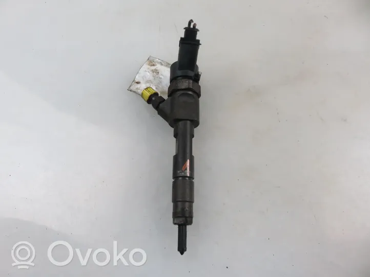 Renault Megane II Fuel injector 8200100272