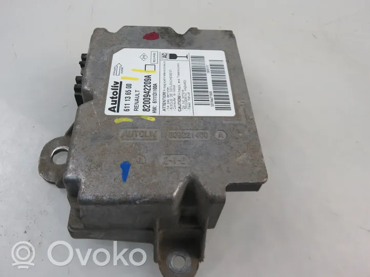 Renault Master III Module de contrôle airbag 611136500