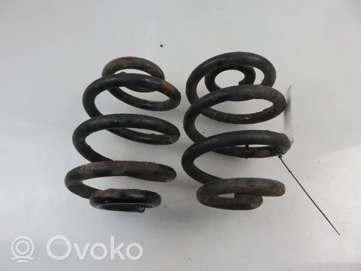 Volkswagen Transporter - Caravelle T4 Rear coil spring 