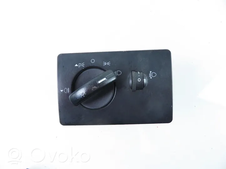 Ford Focus Light switch 