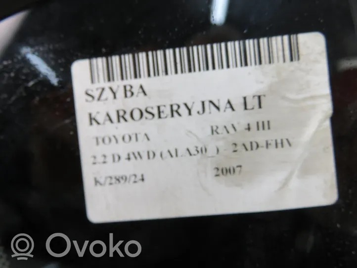 Toyota RAV 4 (XA30) Szyba karoseryjna tylna 