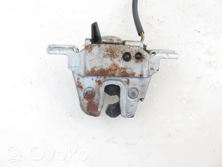 Volkswagen Fox Tailgate/trunk/boot lock/catch/latch 