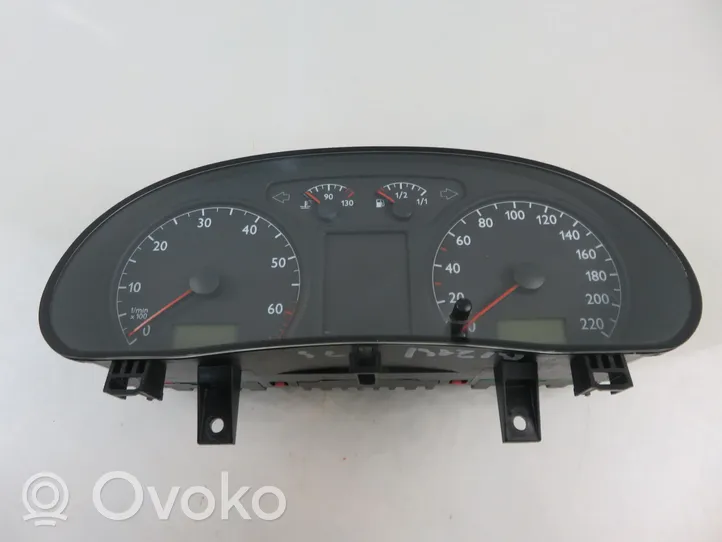 Volkswagen Polo IV 9N3 Tachimetro (quadro strumenti) 