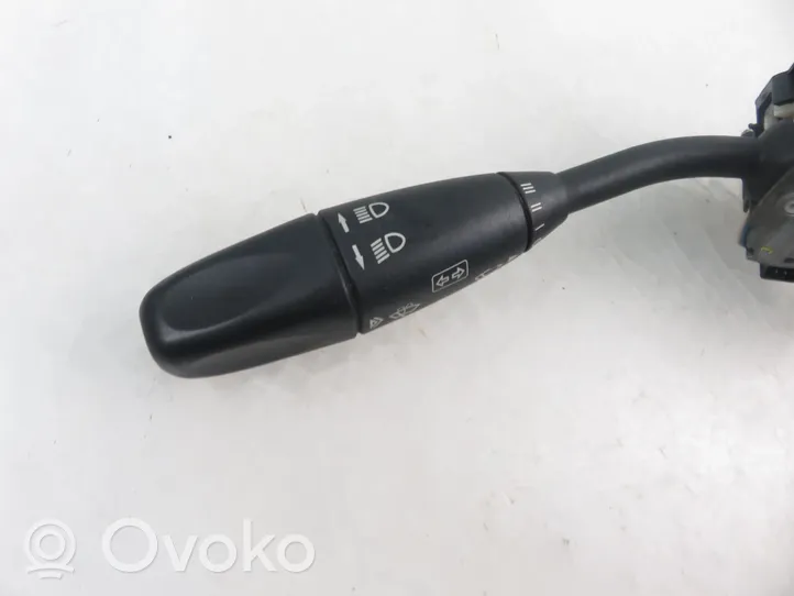 Mercedes-Benz C AMG W203 Wiper turn signal indicator stalk/switch 