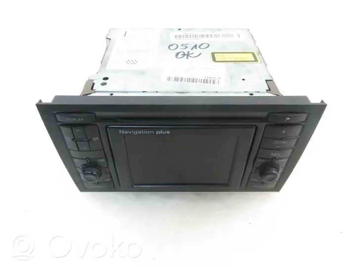 Audi A4 S4 B6 8E 8H Unità principale autoradio/CD/DVD/GPS 