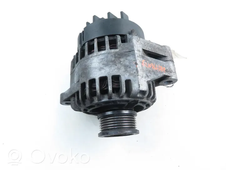 Opel Astra H Alternator 