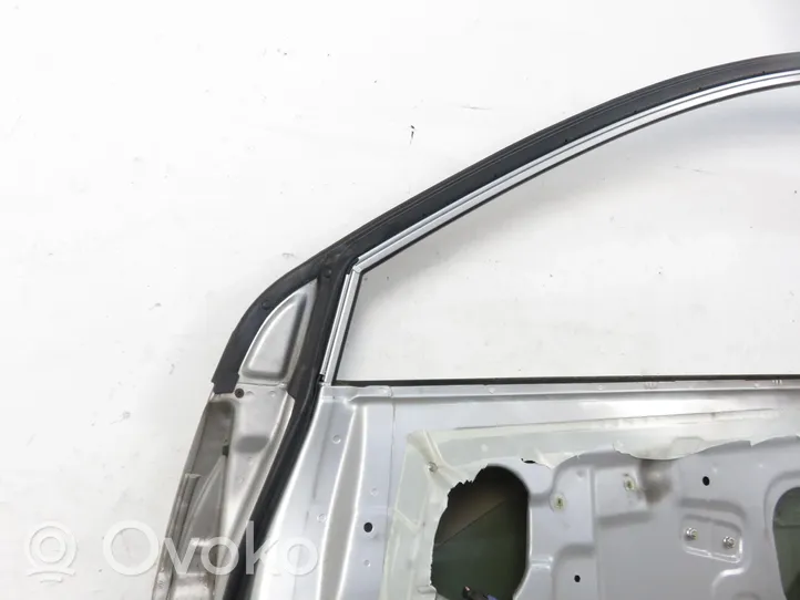 Chevrolet Captiva Front door 