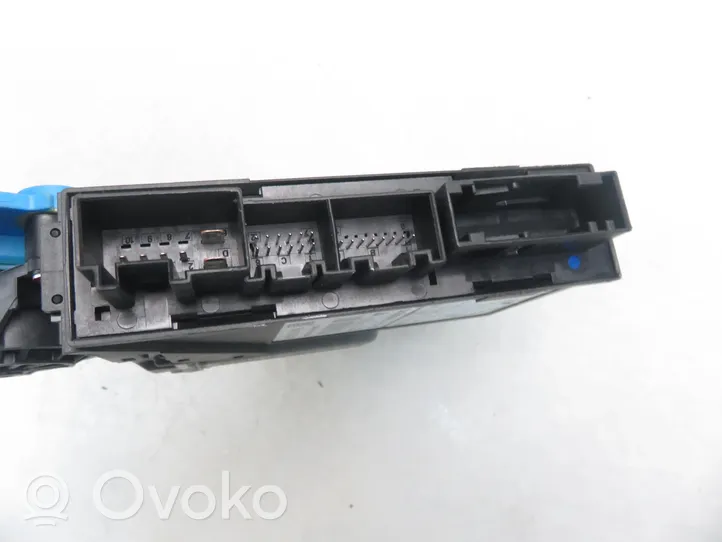 Audi A4 S4 B7 8E 8H Elektryczny podnośnik szyby drzwi tylnych 8E0839461B