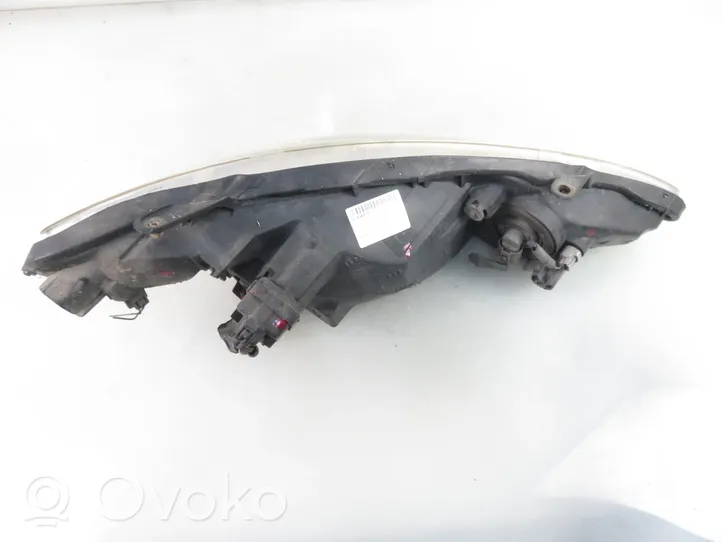 Toyota Previa (XR30, XR40) II Headlight/headlamp 