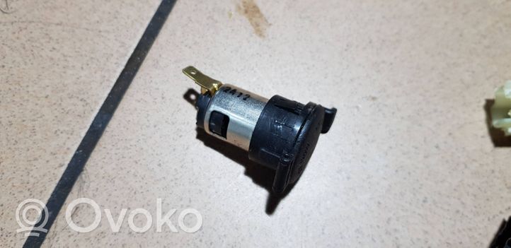 Chevrolet Captiva 12 V Socket (front) 