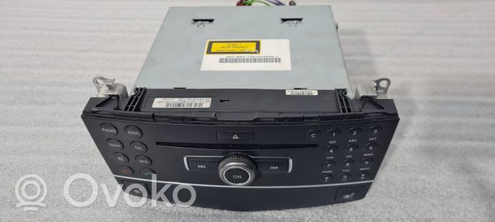Mercedes-Benz C W204 Panel / Radioodtwarzacz CD/DVD/GPS A2048705696