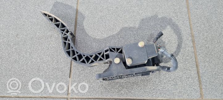 Hyundai Terracan Accelerator throttle pedal 