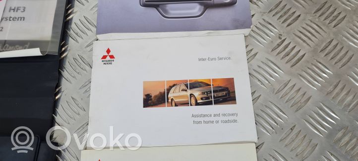 Mitsubishi Pajero Omistajan huoltokirja 