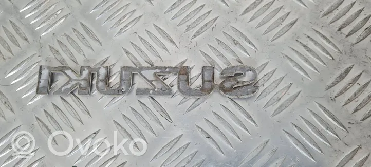 Suzuki Jimny Valmistajan merkki/mallikirjaimet 