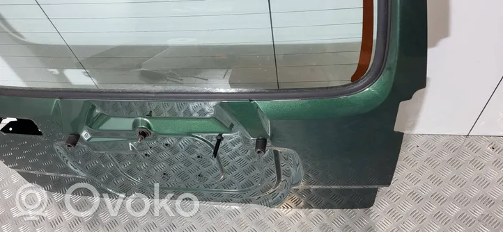 Suzuki Jimny Takaluukun/tavaratilan kansi 