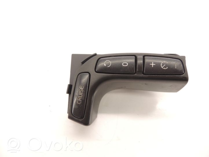 Volvo XC70 Przełącznik / Przycisk kierownicy 30739571