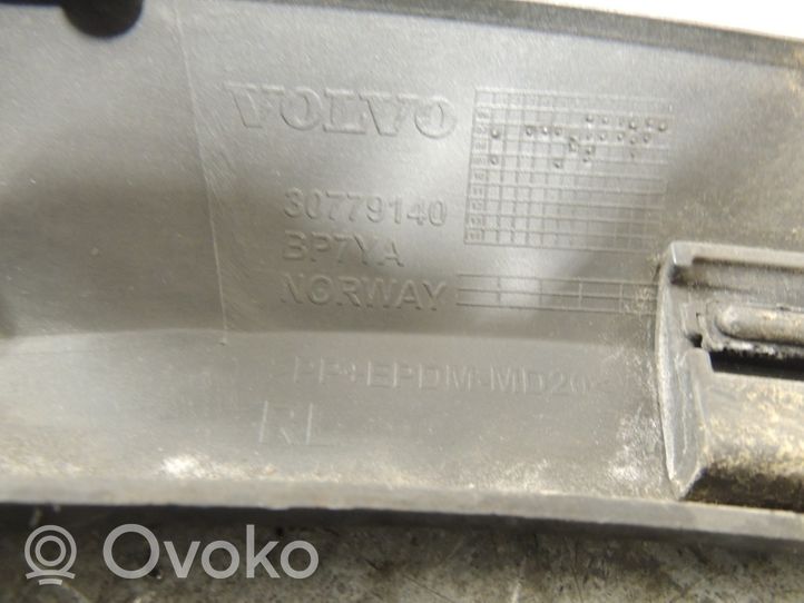 Volvo C30 Rear arch trim 30779140