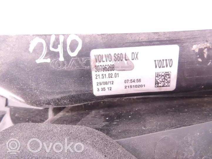 Volvo S60 Aizmugurējais lukturis virsbūvē 30796268