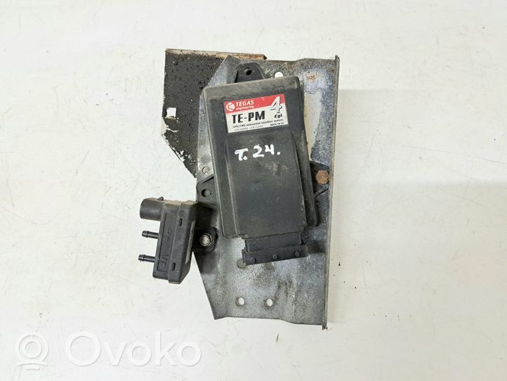 KIA Sorento Dujų įrangos valdymo blokas 67R018790