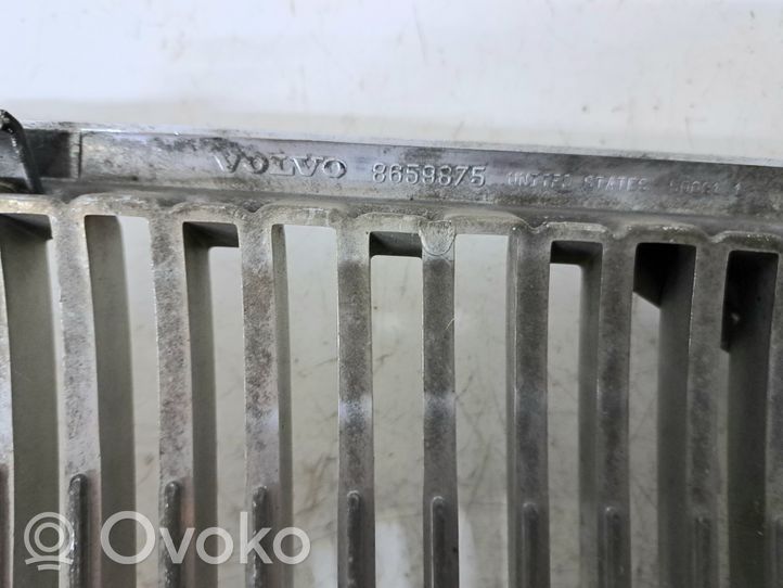 Volvo V70 Grille calandre supérieure de pare-chocs avant 8659875