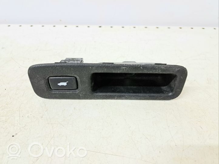 Honda Accord Tailgate/boot open switch button 