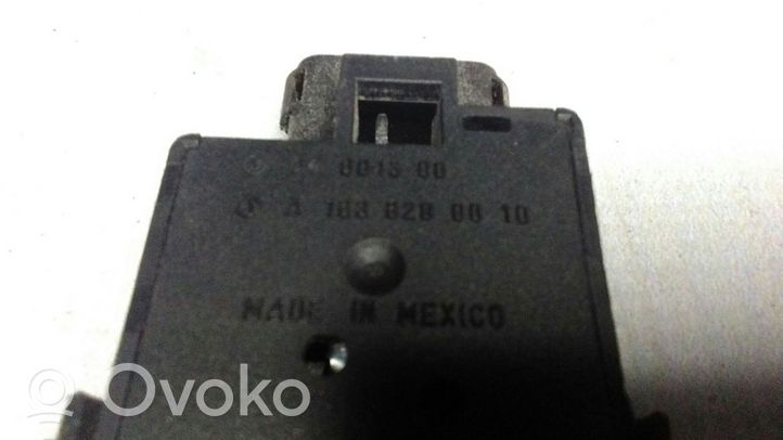 Mercedes-Benz ML W163 Interruttore di regolazione livello altezza dei fari A1638200010