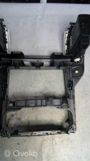 Opel Zafira B Klimato kontrolės/ pečiuko kontrolės apdaila 13162556